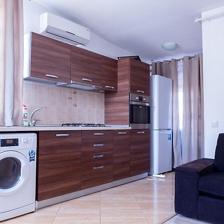 Ferienwohnung Garsoniere Dinu Bukarest Exterior foto