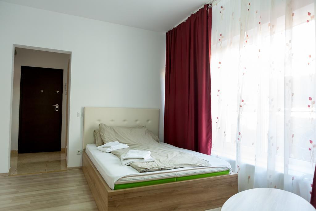 Ferienwohnung Garsoniere Dinu Bukarest Exterior foto