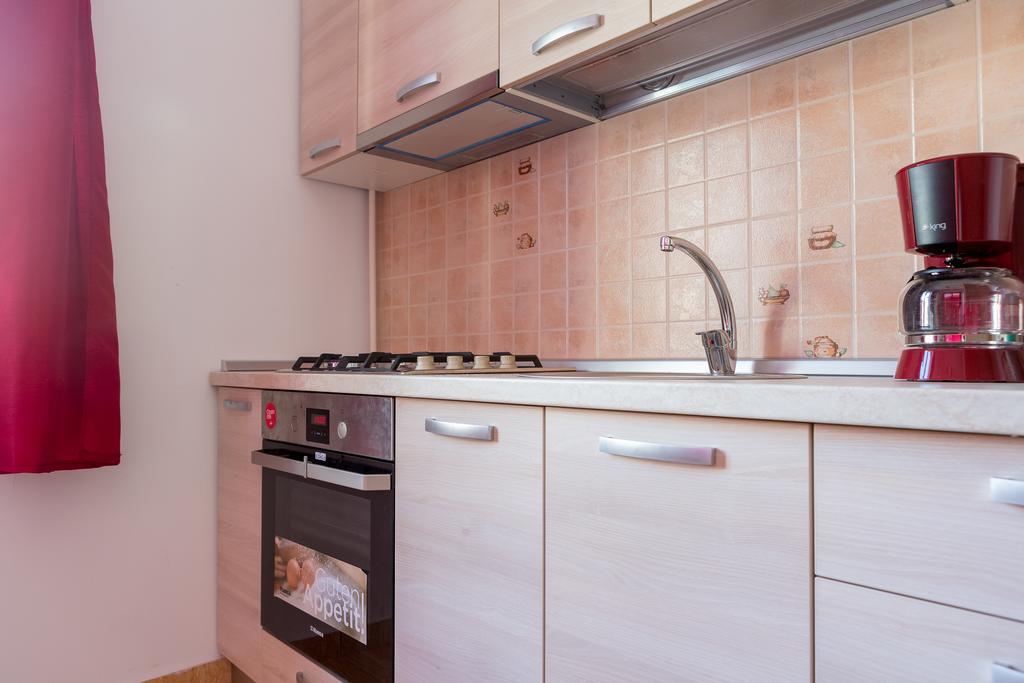 Ferienwohnung Garsoniere Dinu Bukarest Exterior foto